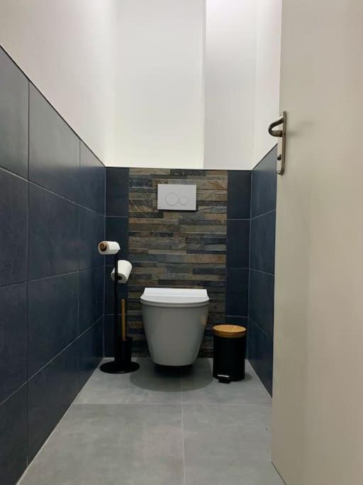 T1 Bis Cosy Et Spacieux - Wifi - Parking Gratuit Angers Exterior photo